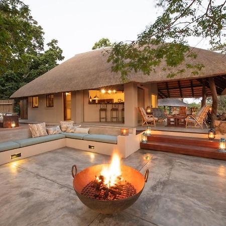 Nyala Safari Lodge Hoedspruit Buitenkant foto